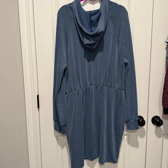 Gilli Soft Blue Hooded Dress Casual Coverups - Picture 9 of 10